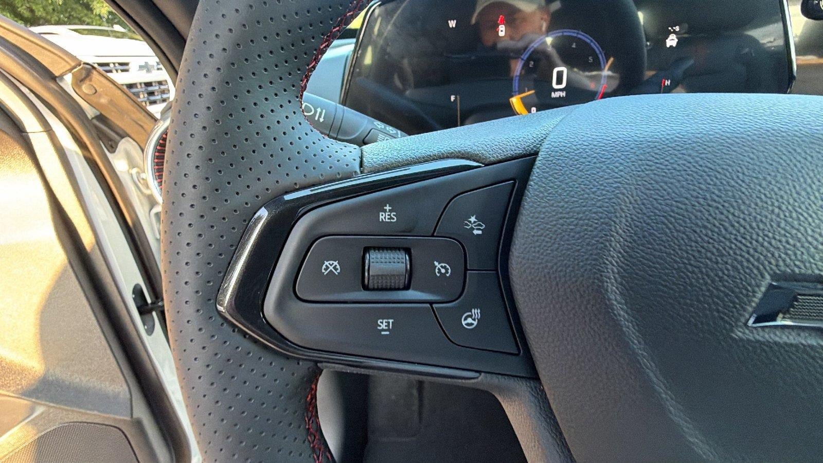 New 2026 Chevrolet Trax RS w/ Sunroof Package FWD image 20