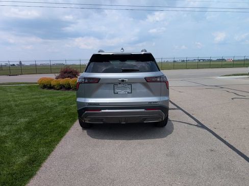 Used 2026 Chevrolet Equinox ACTIV w/ Convenience Package III FWD image 6