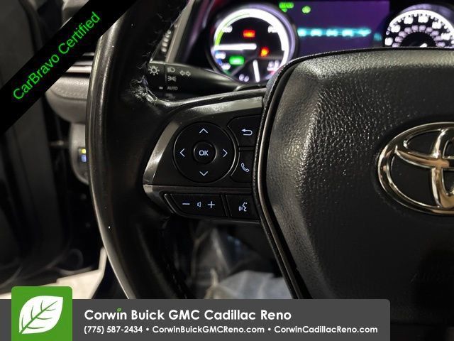 Used 2022 Toyota Camry XSE FWD image 12