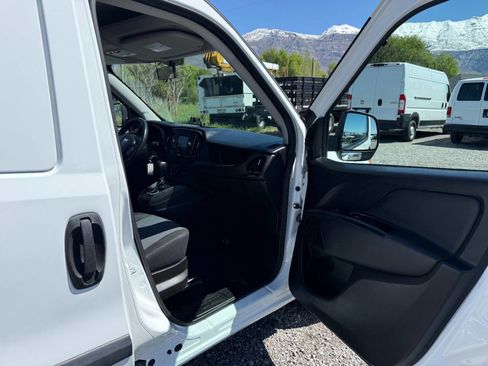 Used 2015 RAM ProMaster City Wagon FWD image 16