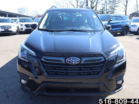 Used 2023 Subaru Forester Limited image 4