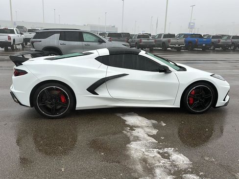 Used 2023 Chevrolet Corvette Stingray Coupe w/ Z51 Performance Package image 7
