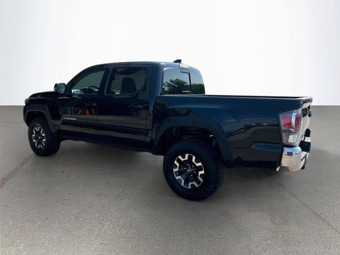 Used 2022 Toyota Tacoma TRD Off-Road RWD image 6