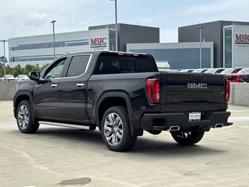 Used 2026 GMC Sierra 1500 Denali AWD/4WD image 12