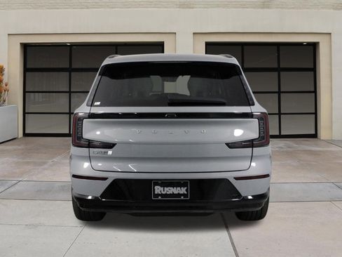 New 2025 Volvo EX90 Plus image 4