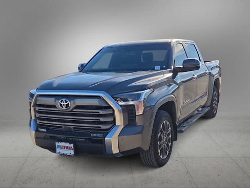 Used 2025 Toyota Tundra Limited image 1