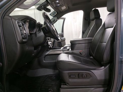 Used 2020 Chevrolet Silverado 2500 LTZ w/ LTZ Premium Package image 18