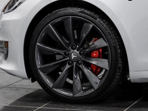 Used 2019 Tesla Model S Performance image 46
