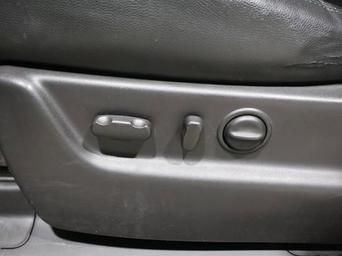 Used 2013 Chevrolet Tahoe LT w/ Luxury Package image 12