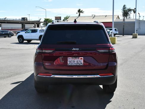 Used 2022 Jeep Grand Cherokee Limited 4xe w/ MOPAR Finishing Package image 7