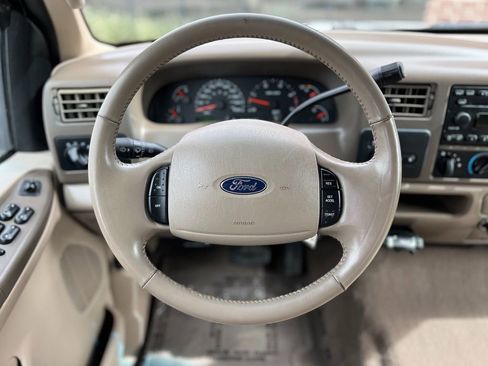 Used 2004 Ford F350 Lariat image 13