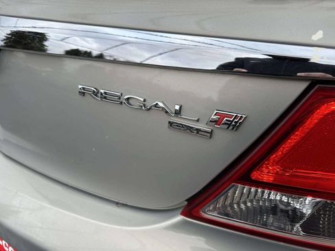 Used 2011 Buick Regal CXL Turbo w/ TO2 Preferred Equipment Group image 10