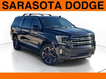 Used 2022 GMC Yukon XL SLT w/ SLT Premium Package