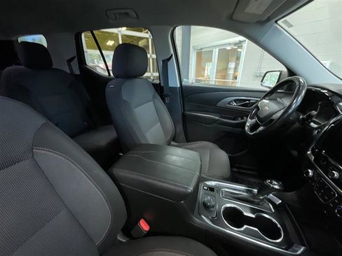 Used 2018 Chevrolet Traverse LT FWD image 27