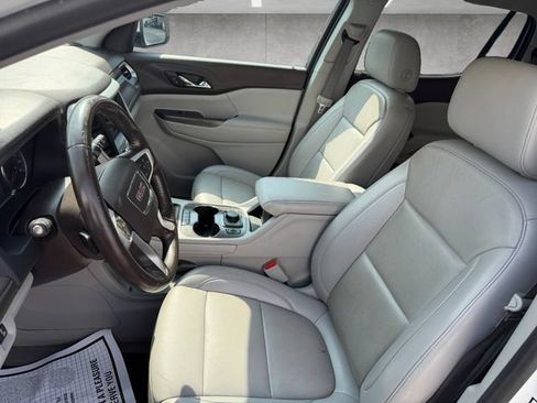 Used 2021 GMC Acadia SLT FWD image 19