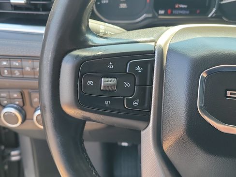 Used 2021 GMC Yukon Denali w/ Denali Premium Package AWD/4WD image 25