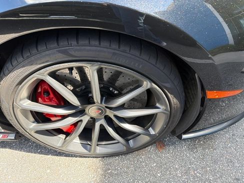 Used 2018 McLaren 570S Spider RWD image 5