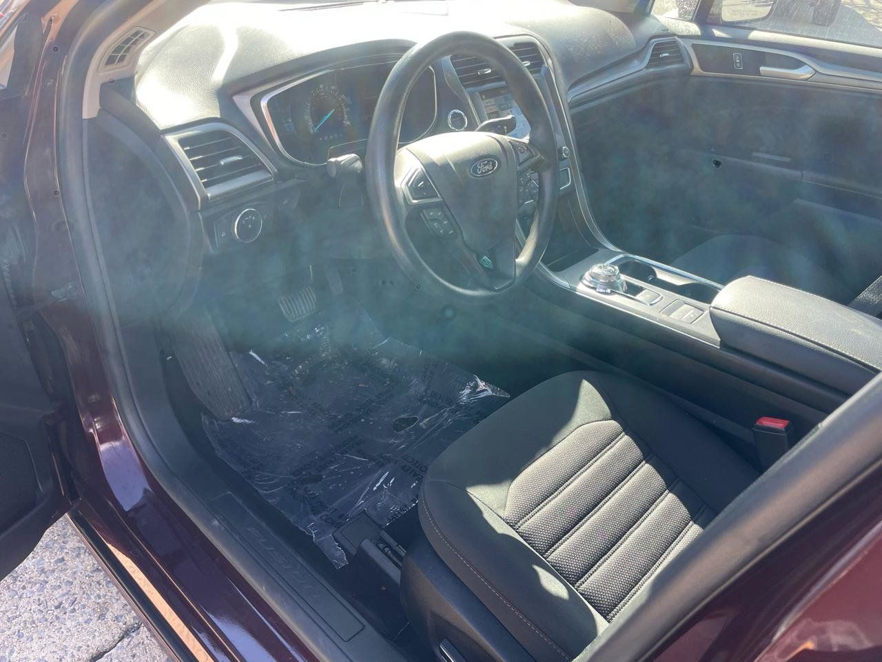 Used 2017 Ford Fusion SE w/ Fusion SE Technology Package FWD image 34