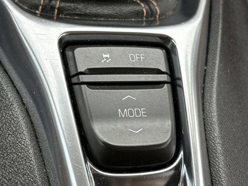 Used 2016 Chevrolet Camaro LT RWD image 35