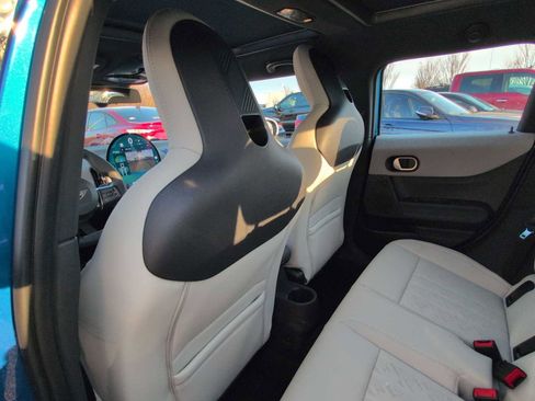 New 2026 MINI Cooper 4-Door Hardtop image 19