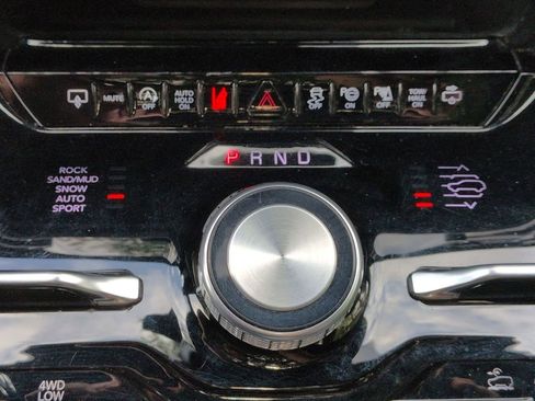 Used 2024 Jeep Grand Wagoneer L Series II w/ Quick Order Packagew 28T AWD/4WD image 14