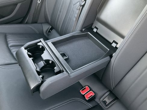 Used 2024 Audi A6 Premium Plus image 45