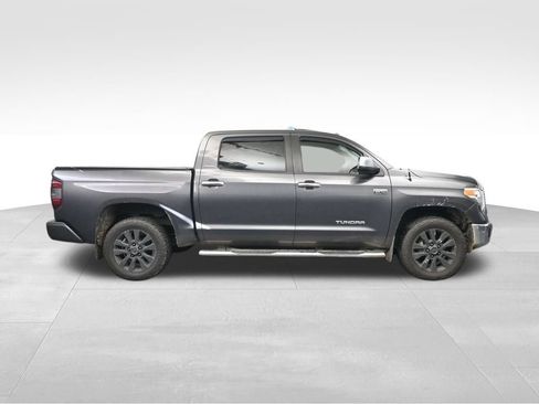 Used 2017 Toyota Tundra Limited w/ Limited Premium Package AWD/4WD image 6