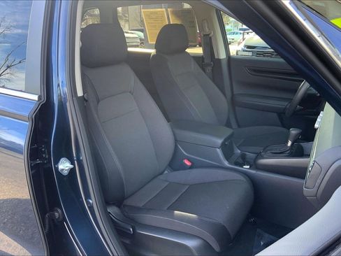 Used 2023 Honda CR-V EX image 9