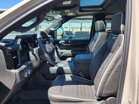 New 2026 GMC Sierra 2500 AT4X AWD/4WD image 19