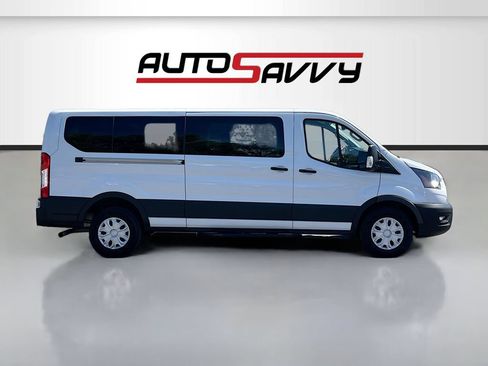 Used 2025 Ford Transit 350 XLT RWD image 8
