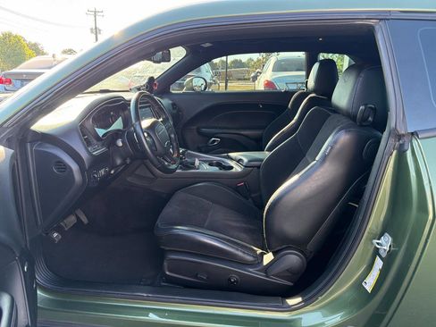 Used 2018 Dodge Challenger R/T Plus RWD image 14
