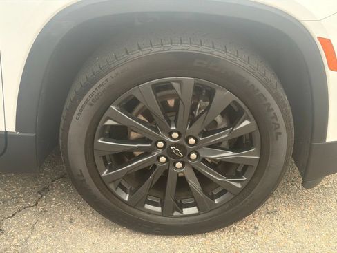 Certified 2023 Chevrolet Traverse RS w/ LPO, Floor Liner Package AWD/4WD image 15