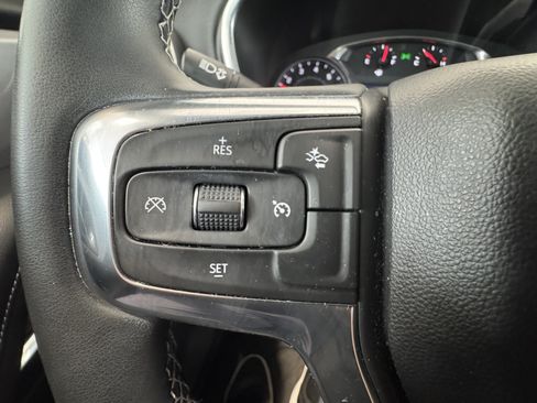Used 2024 Chevrolet Blazer LT FWD image 13
