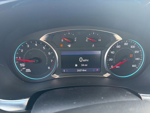 Used 2023 Chevrolet Traverse LT w/ LPO, Floor Liner Package image 11