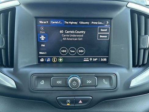 Used 2024 GMC Terrain SLE w/ Driver Convenience Package image 13