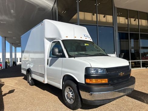 New 2025 Chevrolet Express 3500 w/ Power Convenience Package image 1