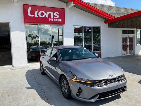 Used 2021 Kia K5 LXS FWD image 13