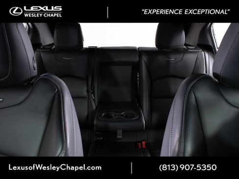 Used 2023 Cadillac XT4 Luxury w/ Cold Weather Package FWD image 15