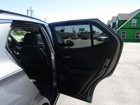 Used 2020 Buick Encore GX Select w/ Sport Touring Package FWD image 20