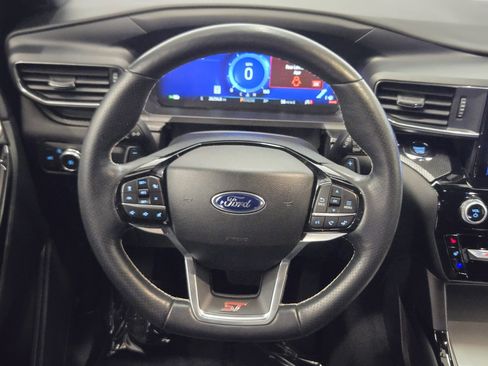Certified 2022 Ford Explorer ST w/ Equipment Group 401A image 25