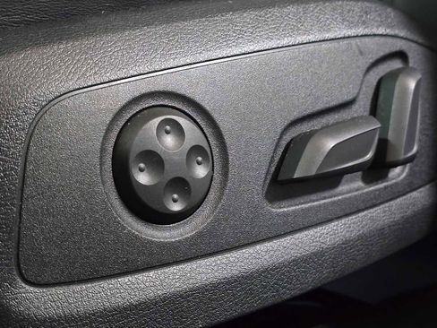 Used 2020 Audi A4 2.0T Premium Plus w/ Premium Plus Package image 27