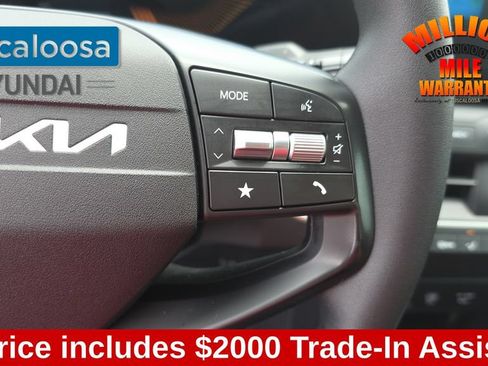 Used 2025 Kia K4 FWD image 18