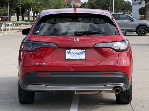 Used 2025 Honda HR-V Sport image 5