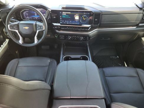 Used 2025 Chevrolet Silverado 2500 LT AWD/4WD image 20