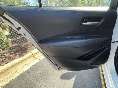 Used 2025 Toyota Corolla SE FWD image 16
