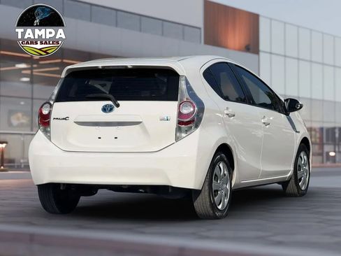 Used 2012 Toyota Prius C One image 5