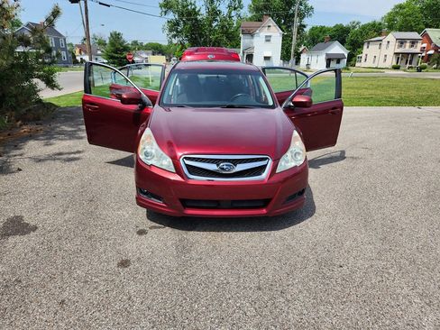 Used 2011 Subaru Legacy 2.5i Premium AWD/4WD image 28