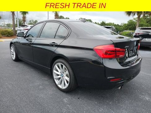 Used 2018 BMW 320i xDrive Sedan AWD/4WD image 10