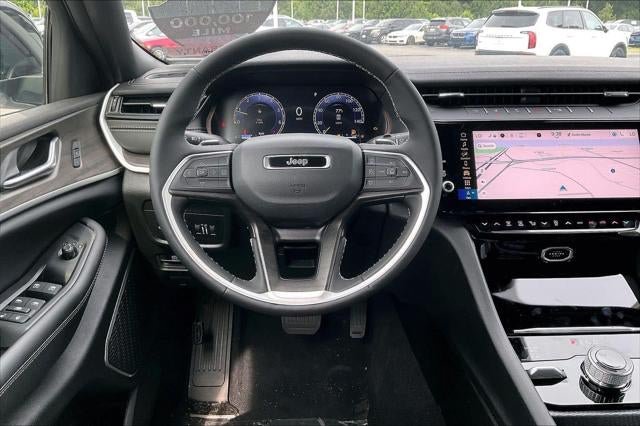 New 2026 Jeep Grand Cherokee Limited w/ Limited Altitude Package AWD/4WD image 27