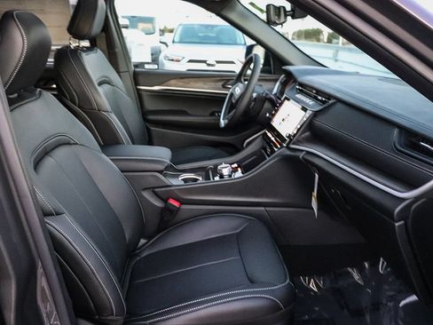New 2026 Jeep Grand Cherokee Limited AWD/4WD image 20